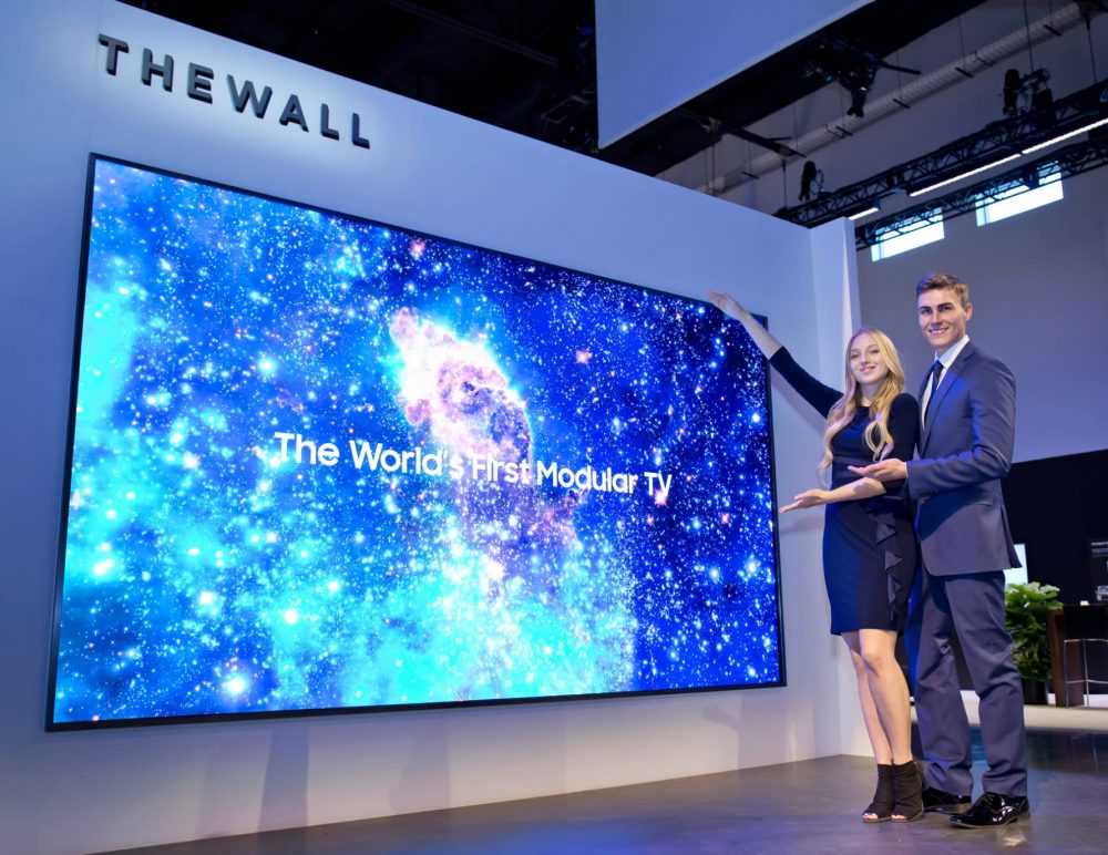 https___s3-ap-northeast-1.amazonaws.com_psh-ex-ftnikkei-3937bb4_images_9_1_4_4_13654419-4-eng-GB_0414N-Samsung-next-gen-TV-for-N03