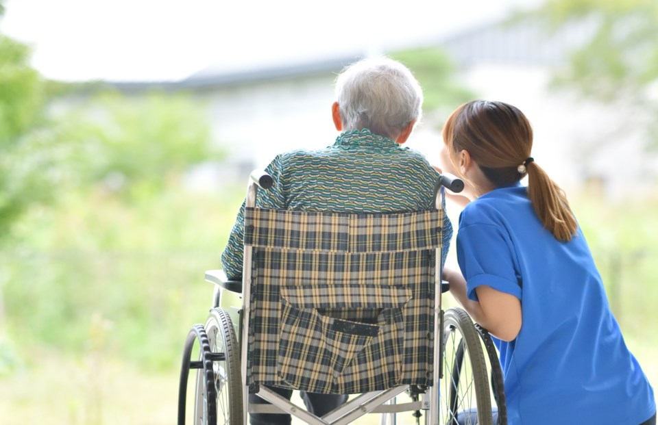 061020-nursing-home-long-term-care-home-retirement-home-nurse-senior-elderly-adobestock_224972371
