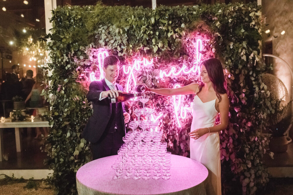 Types of Weddings That Benefit from a Neon Sign Backdrop