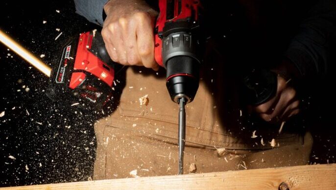 using cordless drills in home renovation
