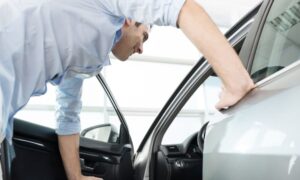 How to Decide Whether to Keep or Replace Your Car